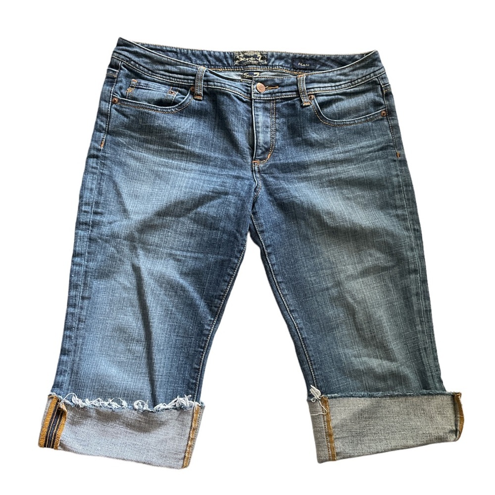 Seven 7 Women's Stretch Medium Wash Cut Off Denim Jean Shorts Sz 34